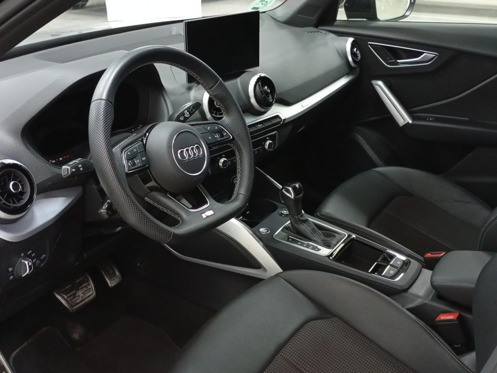 AUDI Q2 Diesel 2025 segunda-mano Jaén