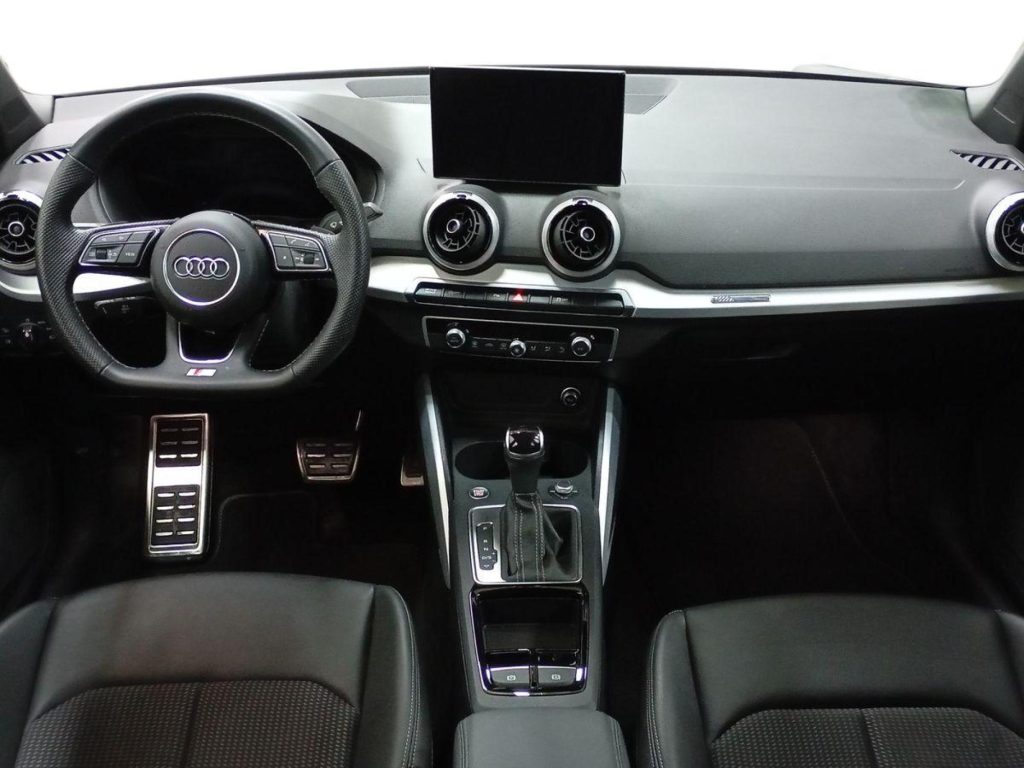 AUDI Q2 Diesel 2025 segunda-mano Jaén