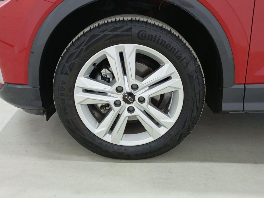 AUDI Q2 Gasolina 2025 km 0 Jaén