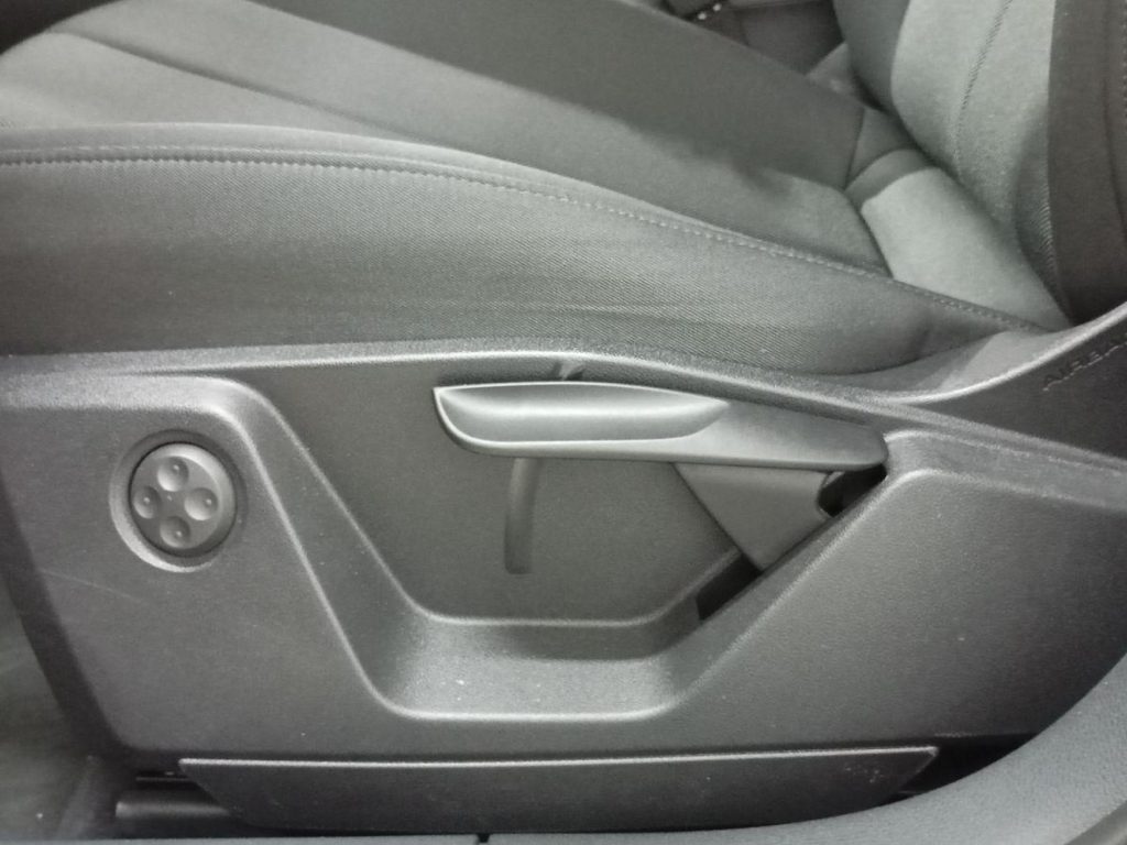 AUDI Q2 Gasolina 2025 km 0 Jaén