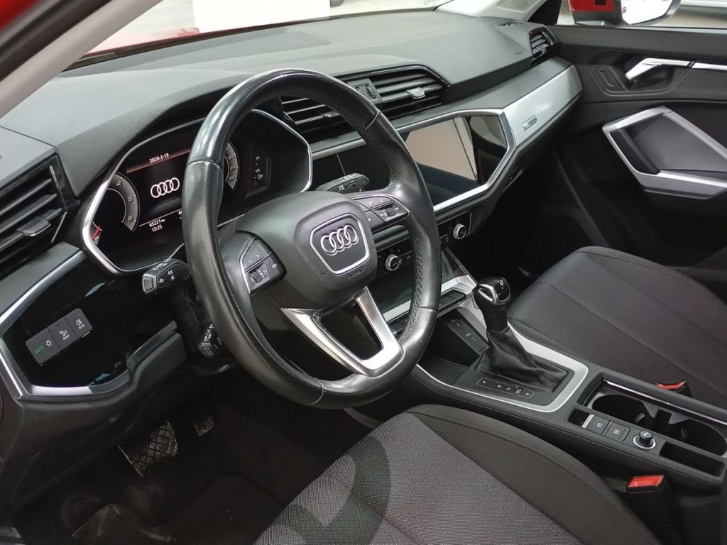 AUDI Q3 Diesel 2023 segunda-mano Jaén