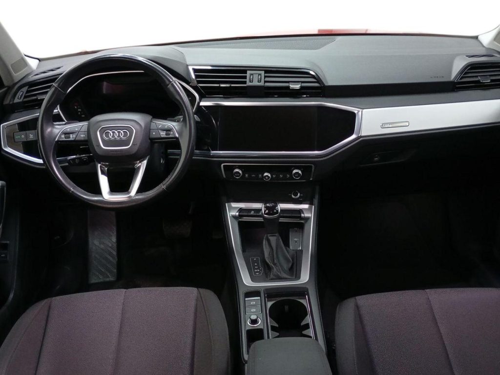 AUDI Q3 Diesel 2023 segunda-mano Jaén