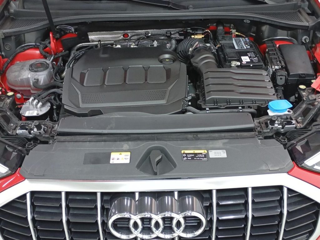 AUDI Q3 Diesel 2023 segunda-mano Jaén