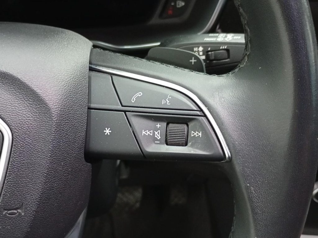 AUDI Q3 Diesel 2023 segunda-mano Jaén