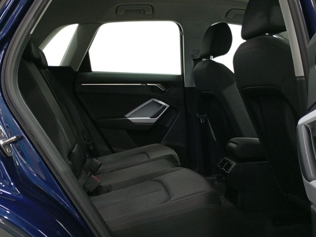 AUDI Q3 Diesel 2023 segunda-mano Jaén