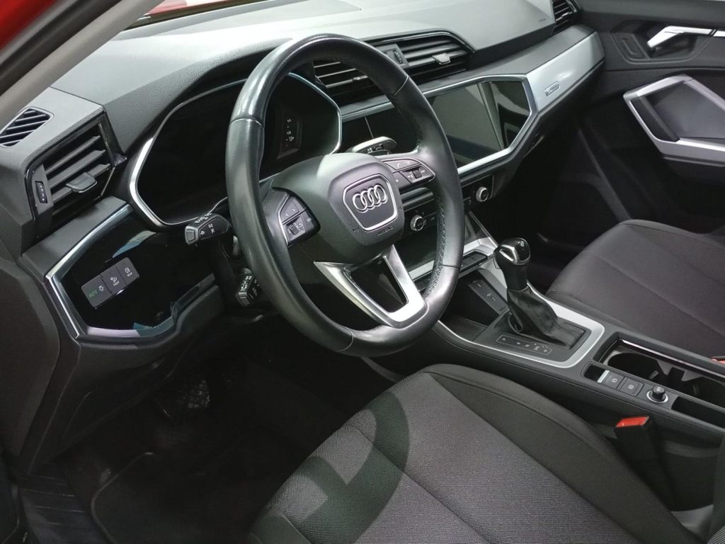 AUDI Q3 Diesel 2023 segunda-mano Jaén