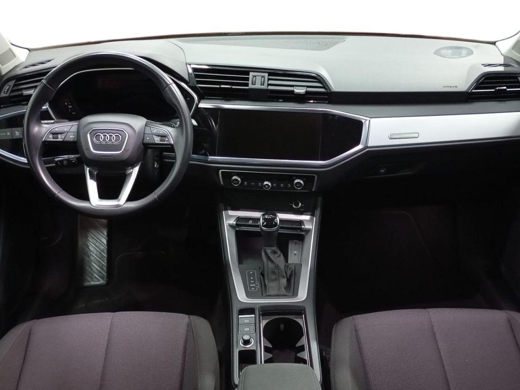 AUDI Q3 Diesel 2023 segunda-mano Jaén