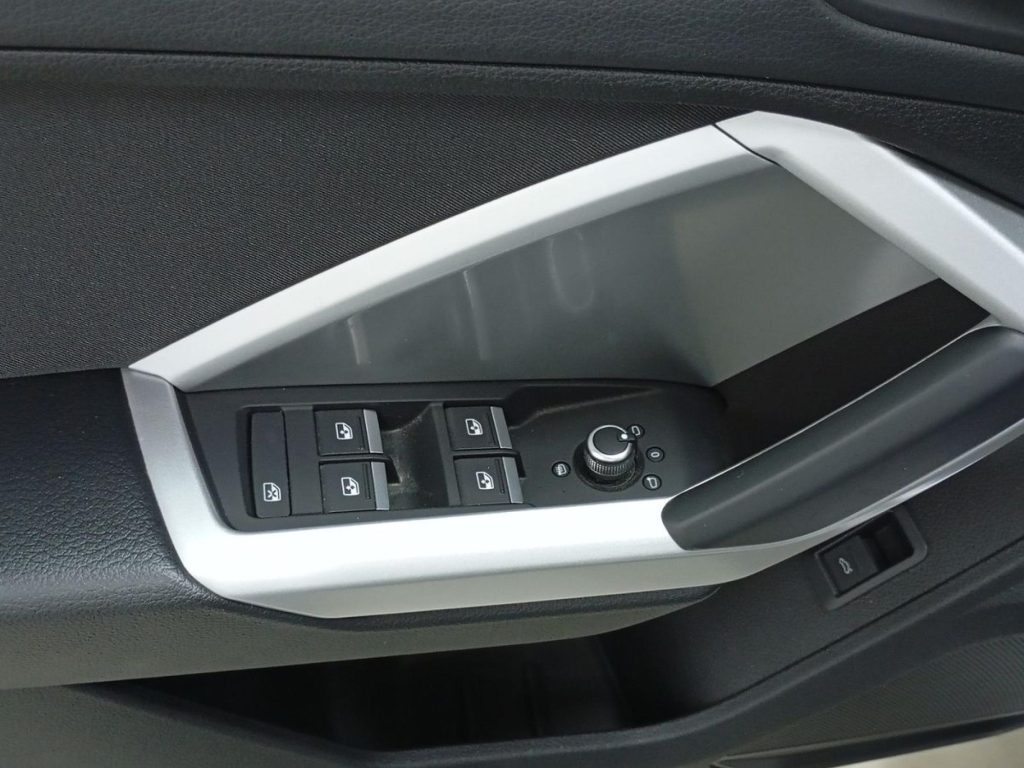 AUDI Q3 Diesel 2023 segunda-mano Jaén