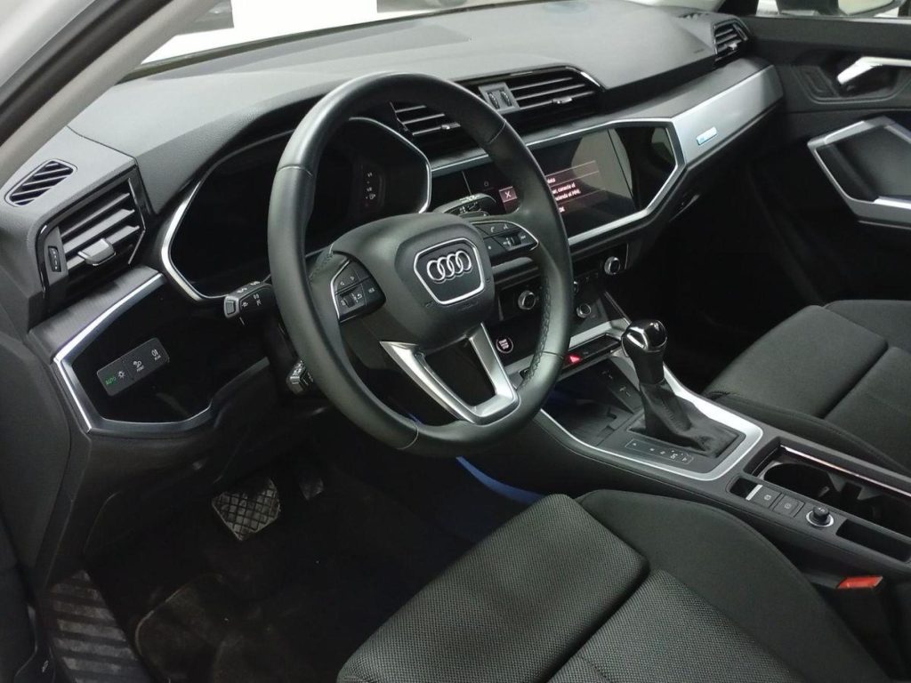 AUDI Q3 Gasolina 2025 km 0 Jaén