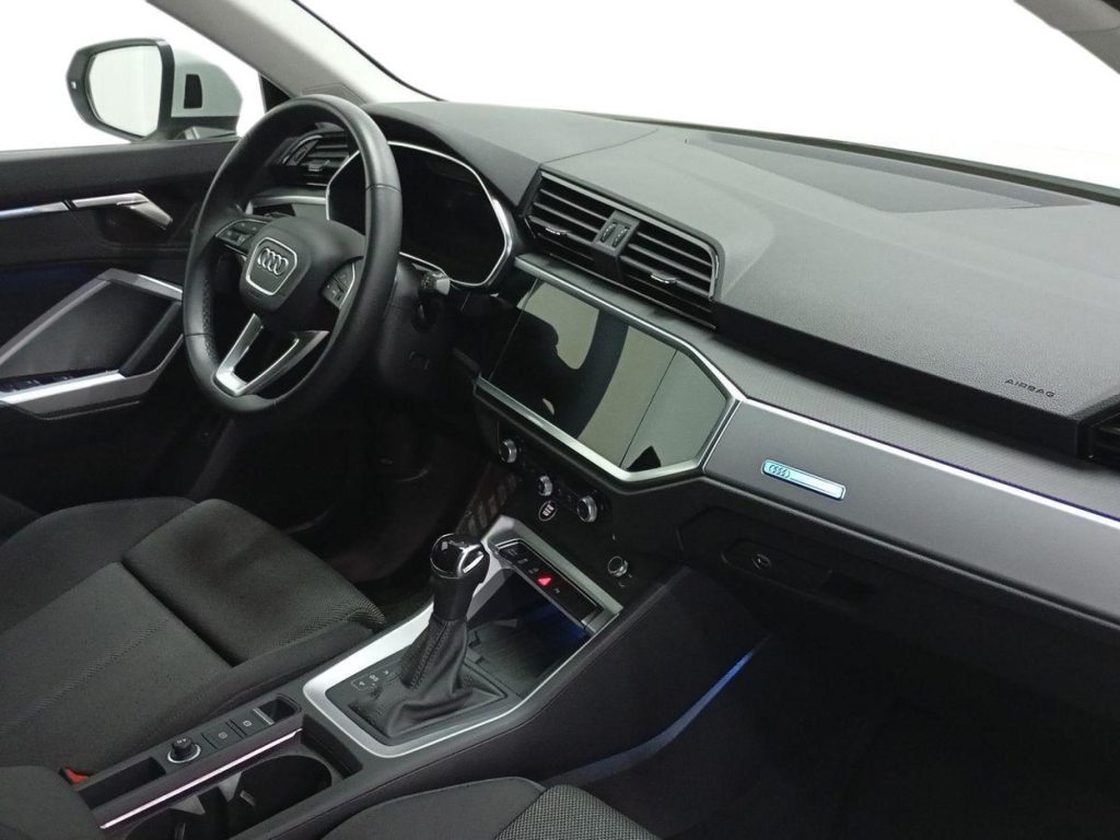AUDI Q3 Gasolina 2025 km 0 Jaén