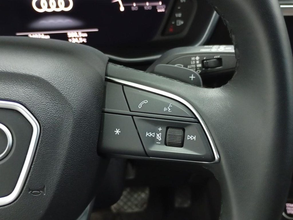 AUDI Q3 Gasolina 2025 km 0 Jaén