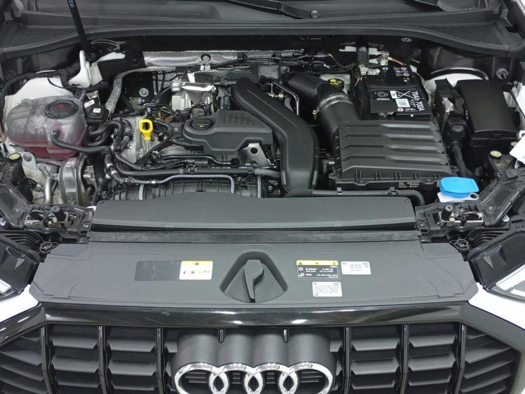 AUDI Q3 Gasolina 2025 km 0 Jaén