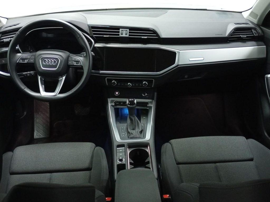 AUDI Q3 Gasolina 2025 km 0 Jaén