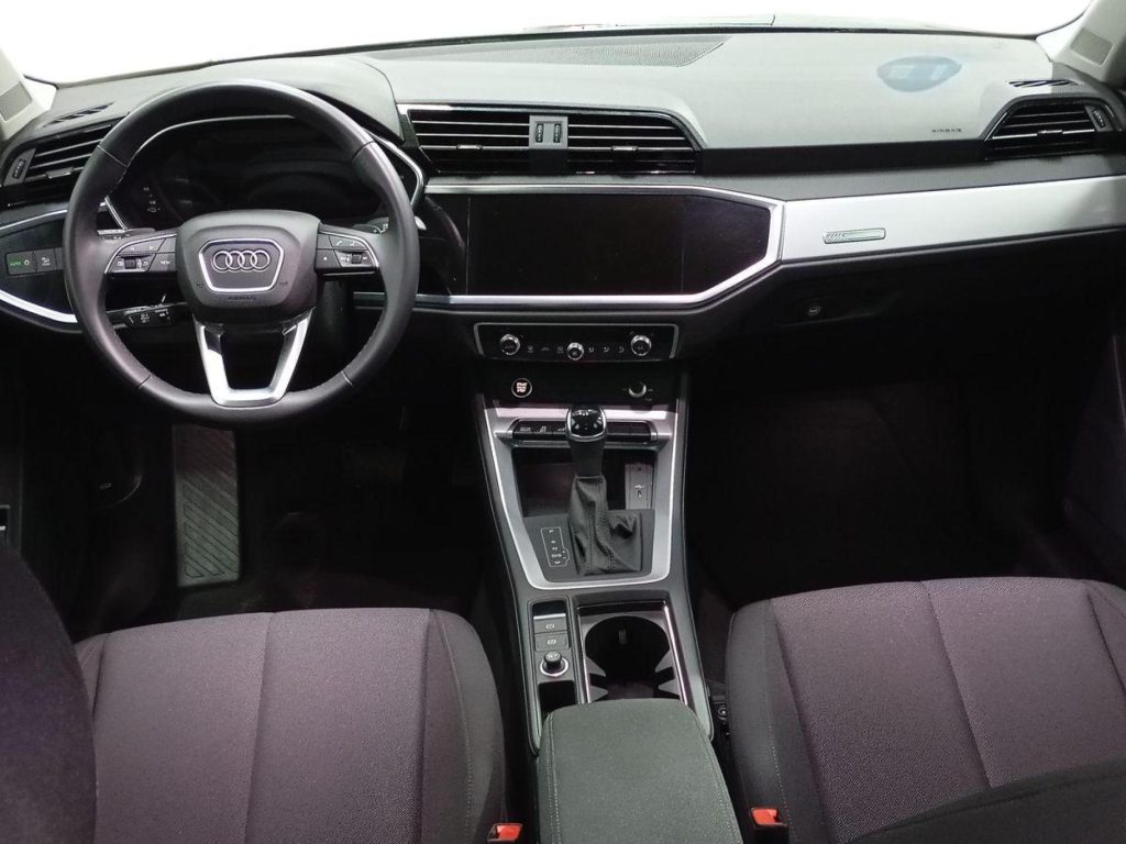 AUDI Q3 Hibrido enchufable 2024 km 0 Jaén