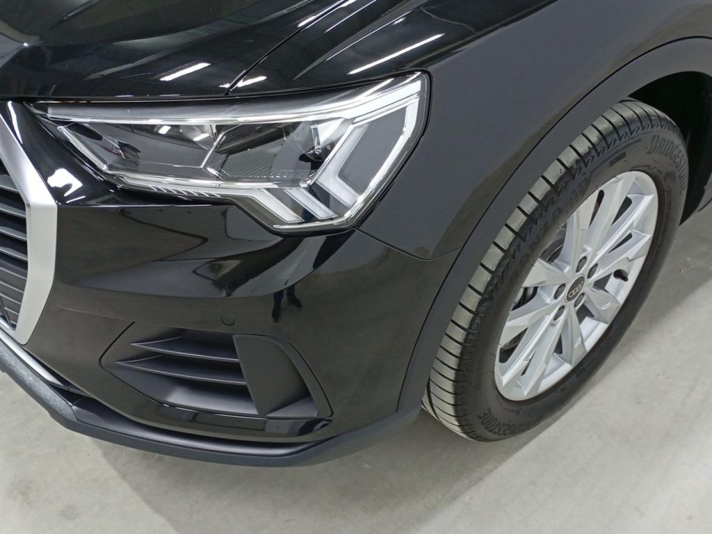 AUDI Q3 Hibrido enchufable 2024 km 0 Jaén