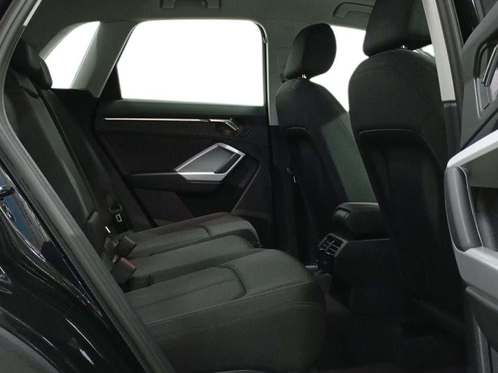 AUDI Q3 Hibrido enchufable 2024 km 0 Jaén
