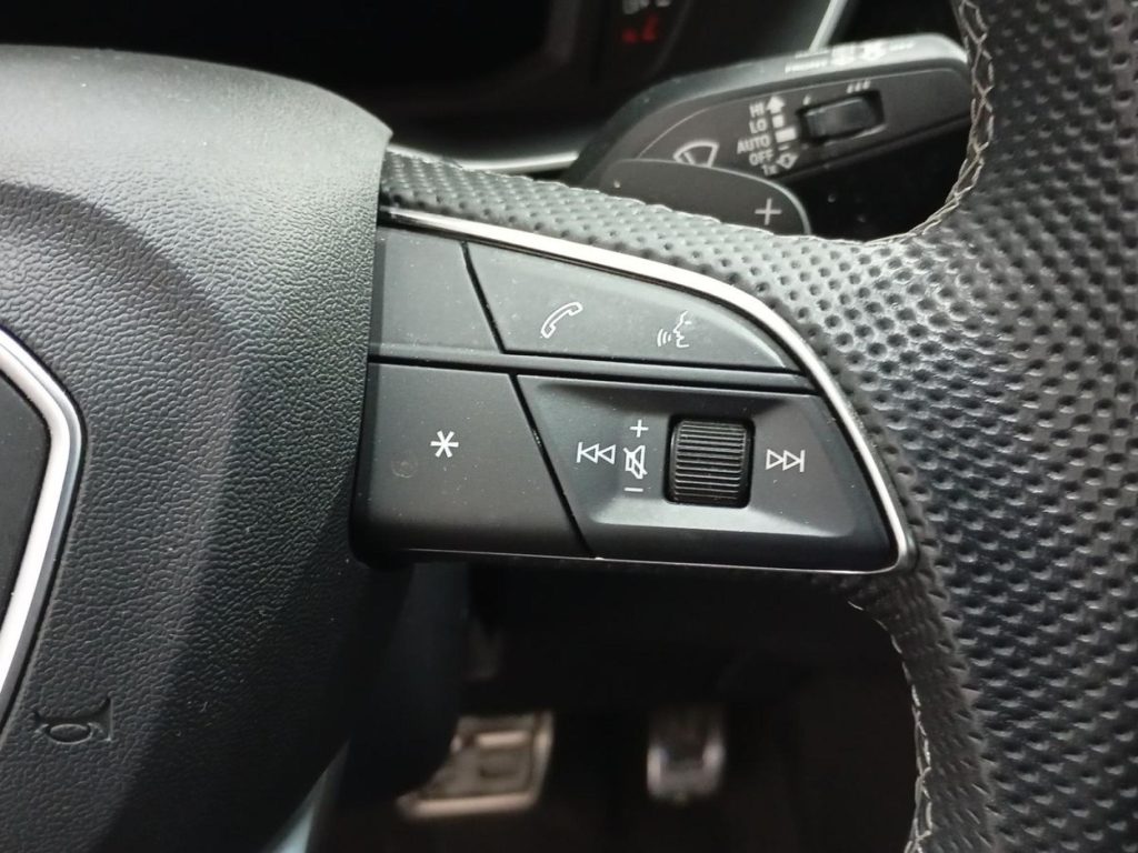 AUDI Q3 Sportback Hibrido enchufable 2022 segunda-mano Jaén