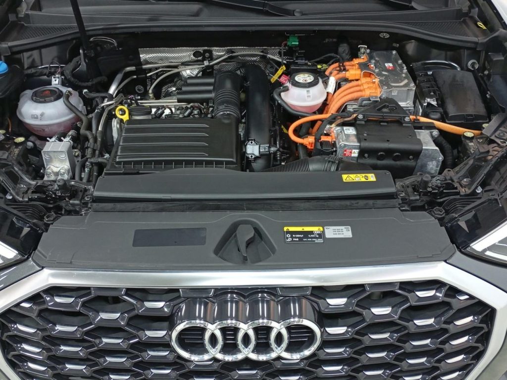 AUDI Q3 Sportback Hibrido enchufable 2022 segunda-mano Jaén