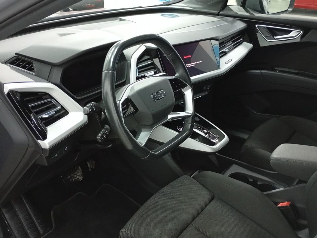 AUDI Q4 SPORTBACK Electrico 2023 segunda-mano Jaén