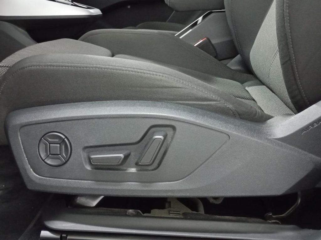 AUDI Q4 SPORTBACK Electrico 2023 segunda-mano Jaén