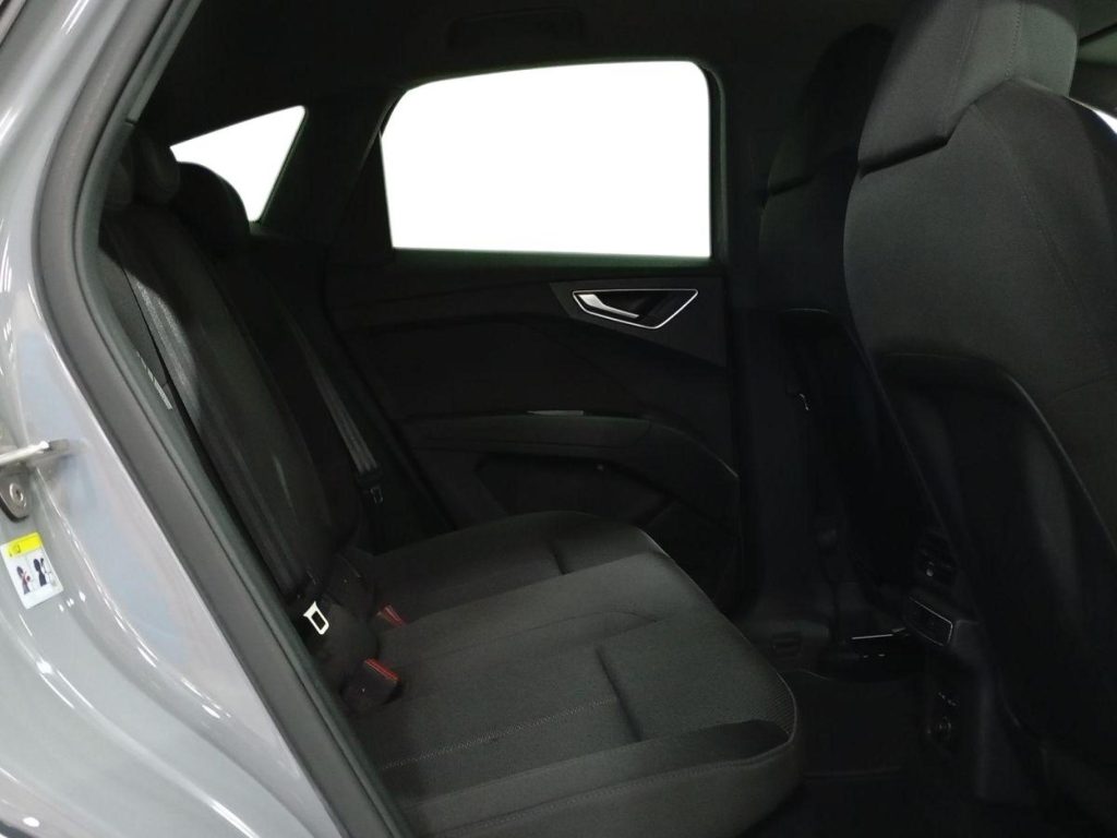 AUDI Q4 SPORTBACK Electrico 2023 segunda-mano Jaén
