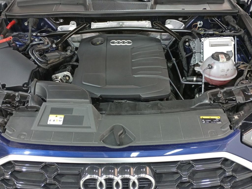 AUDI Q5 Hibrido 2021 segunda-mano Jaén