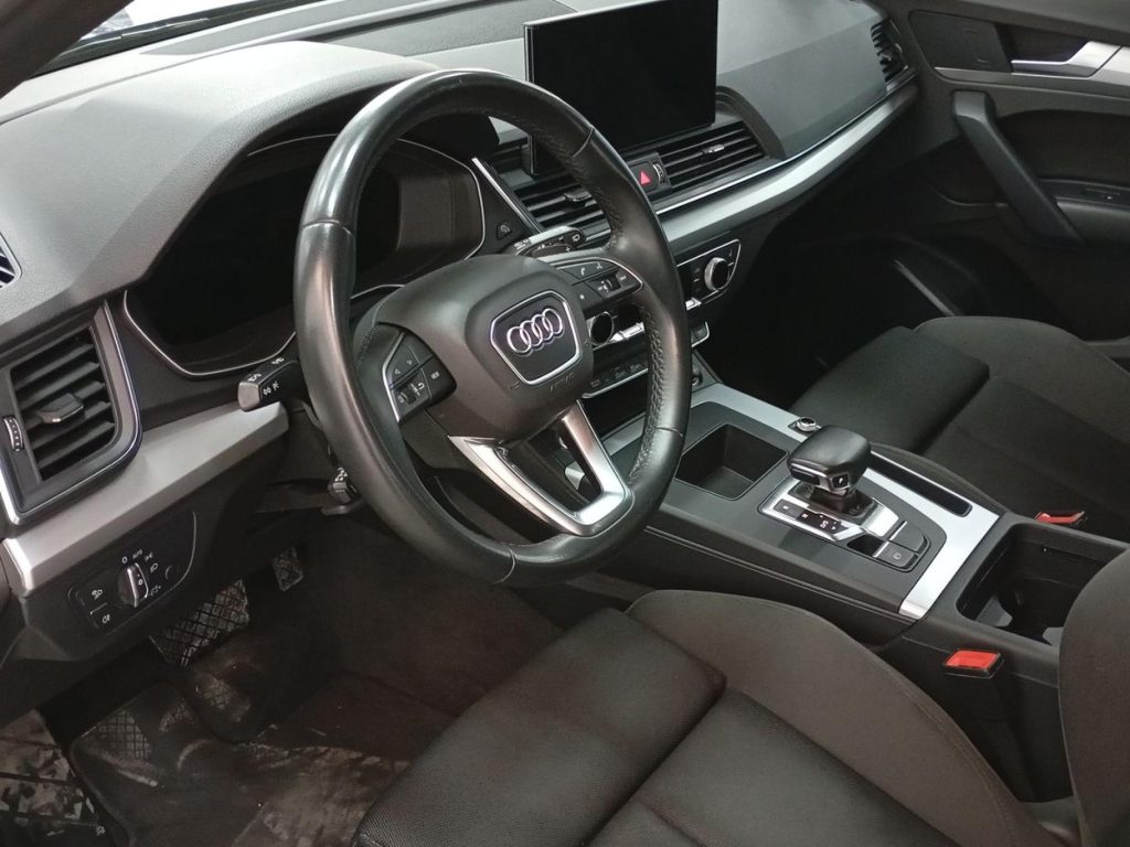 AUDI Q5 Hibrido 2021 segunda-mano Jaén