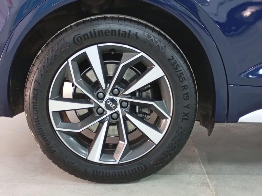 AUDI Q5 Hibrido 2021 segunda-mano Jaén