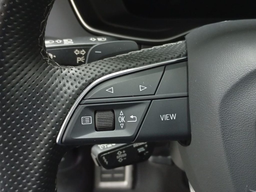 AUDI Q5 Hibrido 2023 segunda-mano Jaén