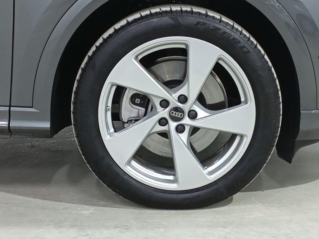 AUDI Q5 Hibrido 2025 km 0 Jaén