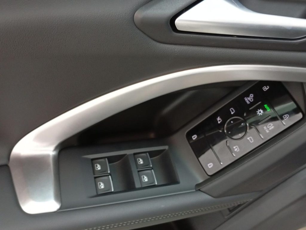 AUDI Q5 Hibrido enchufable 2026 km 0 Jaén