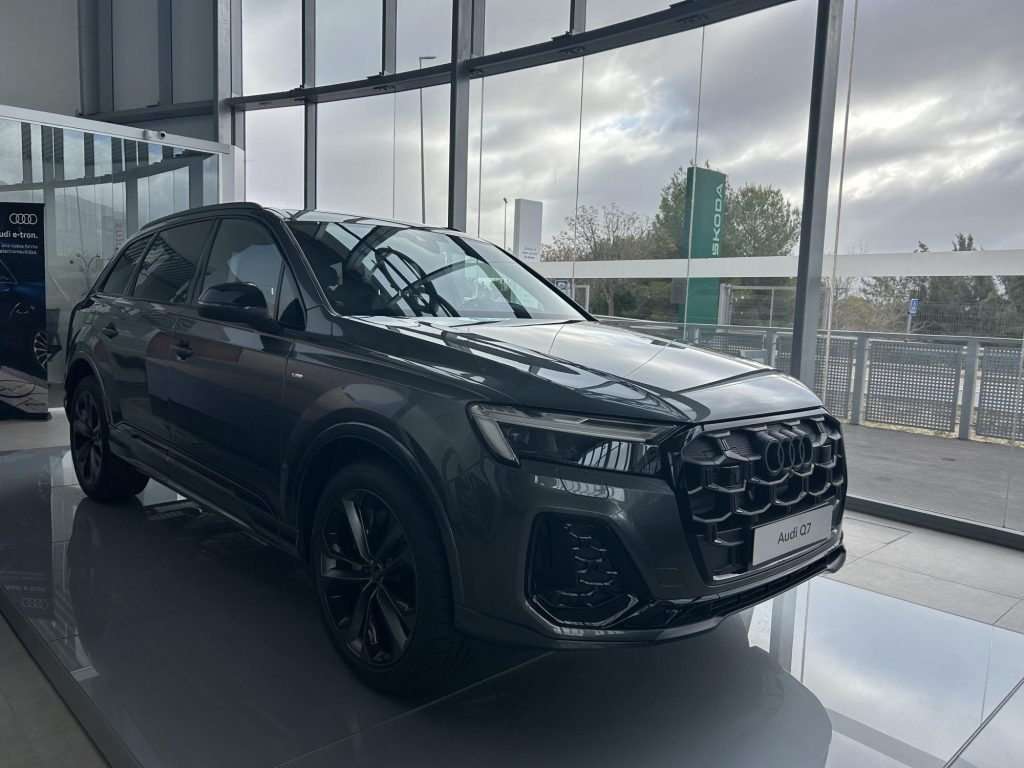 AUDI Q7 Hibrido 2026 km 0 Jaén