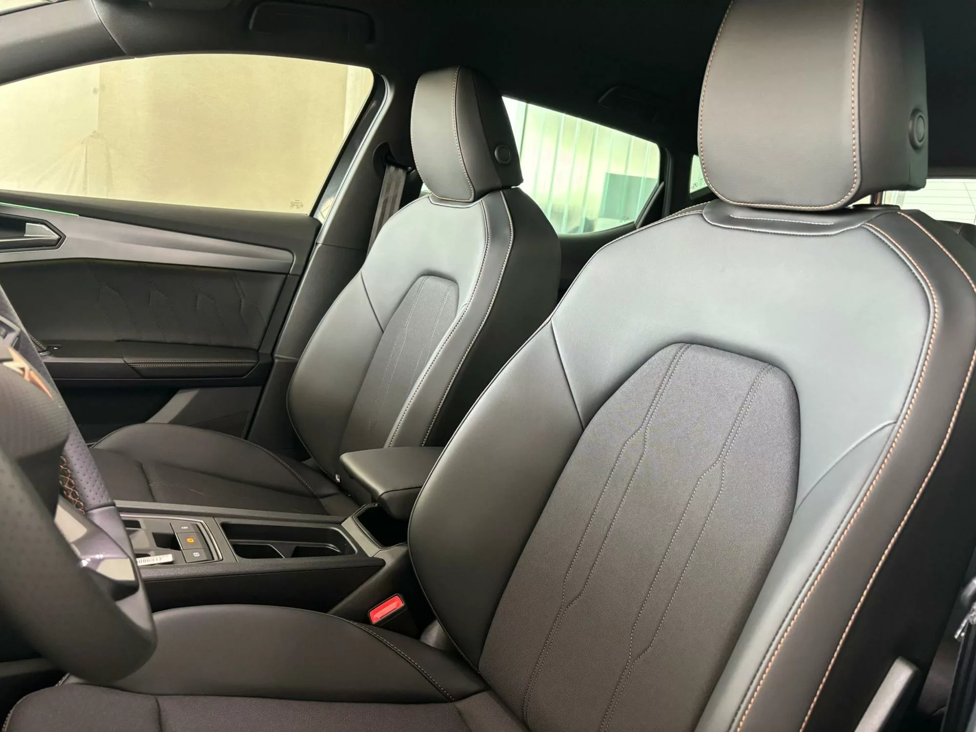 CUPRA LEON 1.5 ETSI 110 KW (150 CV) DSG 8 CUPRA LEON Gasolina nuevo entrega inmediata Jaén
