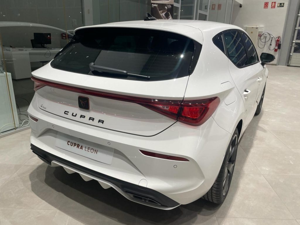 CUPRA LEON Gasolina nuevo entrega inmediata Jaén