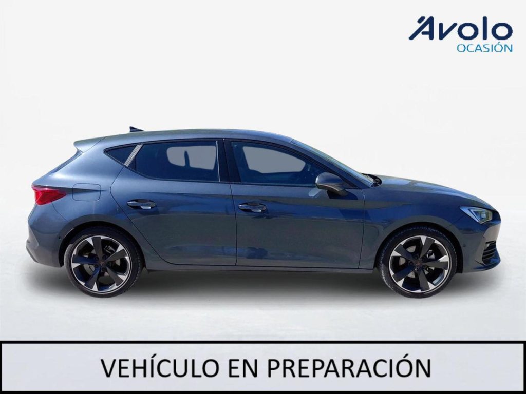 CUPRA LEON Hibrido 2023 segunda-mano Jaén