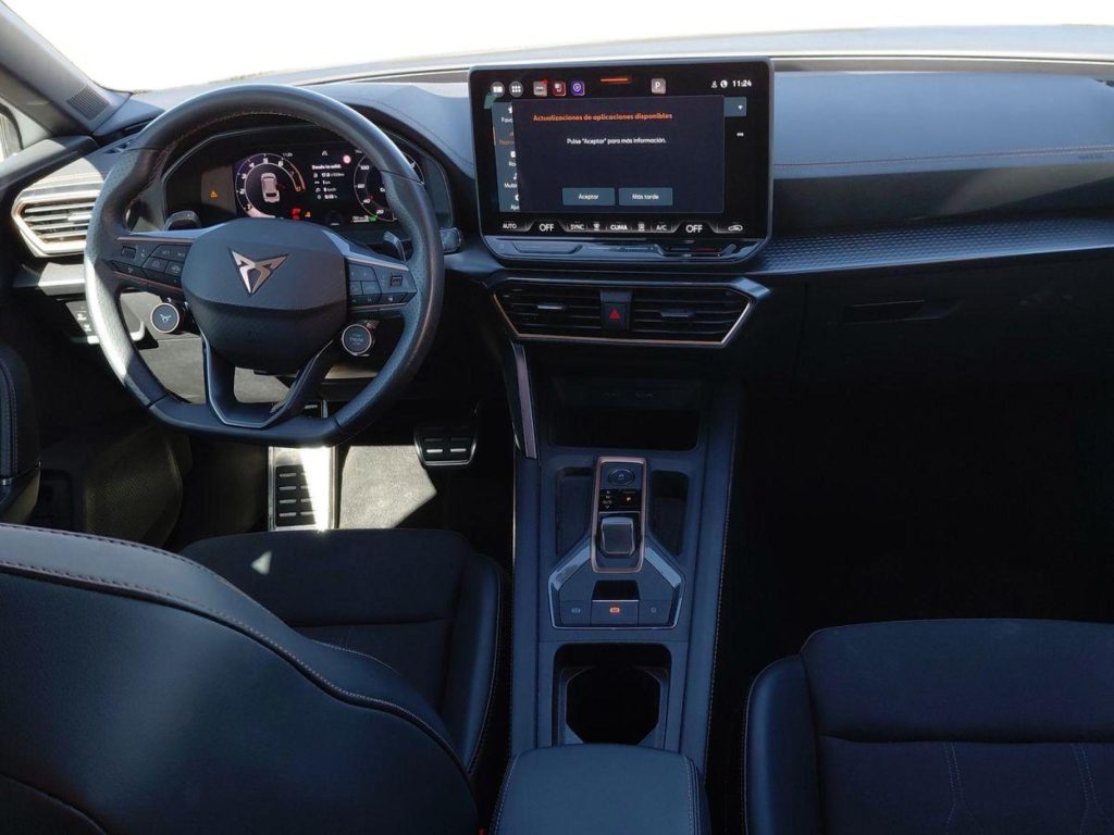 CUPRA LEON Hibrido 2025 km 0 Jaén