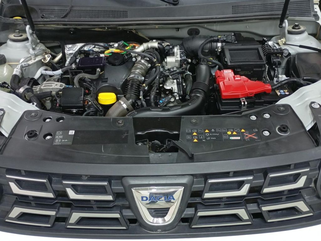 DACIA DUSTER Diesel 2023 segunda-mano Jaén