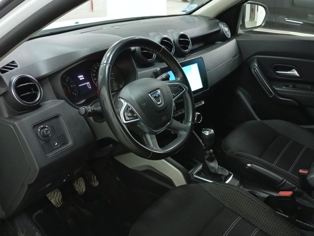 DACIA DUSTER Diesel 2023 segunda-mano Jaén