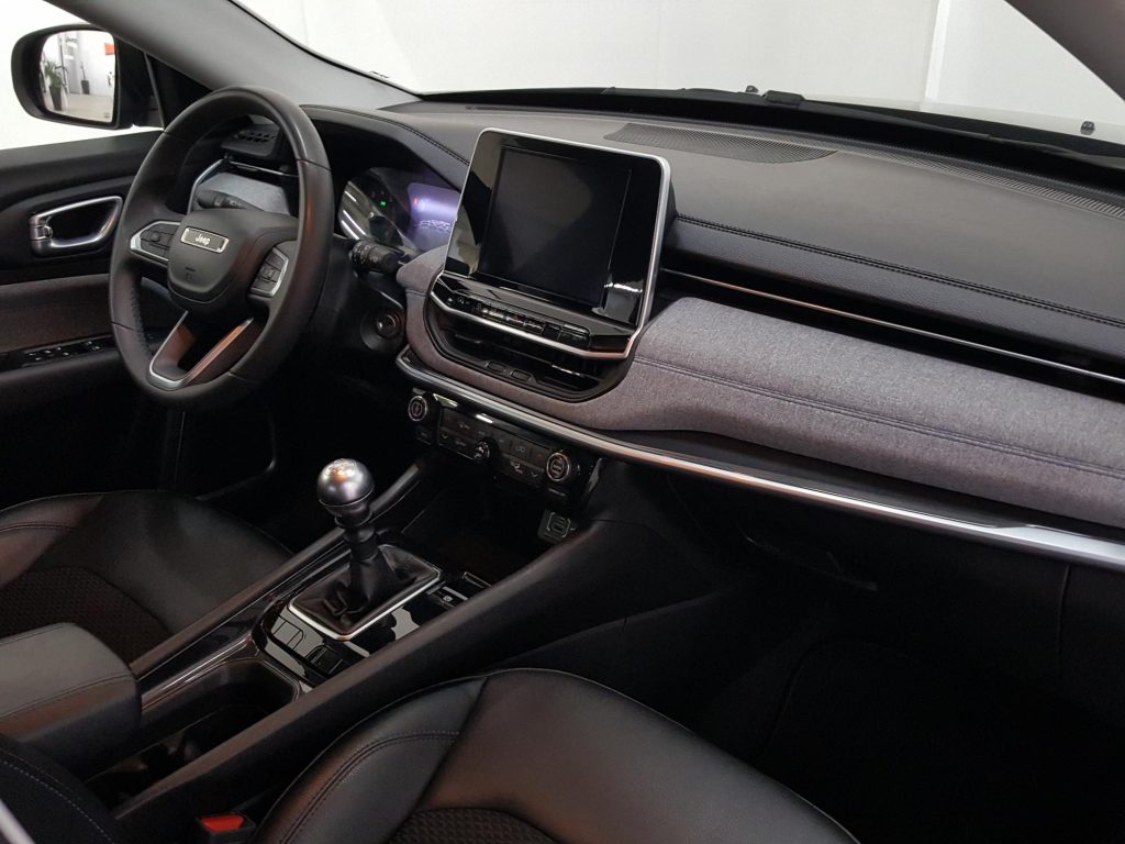 JEEP COMPASS Gasolina 2022 segunda-mano Jaén
