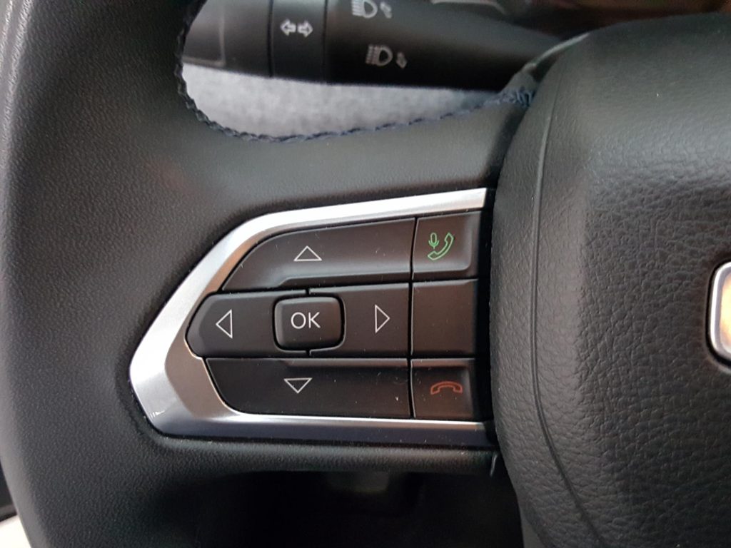 JEEP COMPASS Gasolina 2022 segunda-mano Jaén