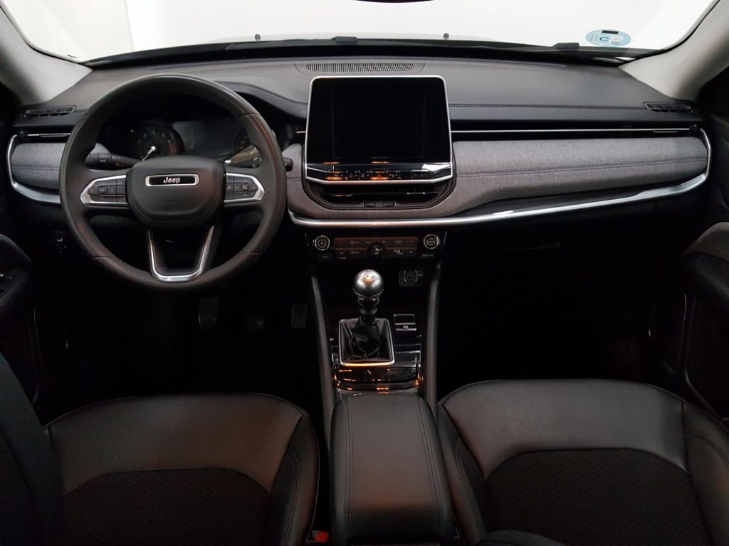JEEP COMPASS Gasolina 2022 segunda-mano Jaén