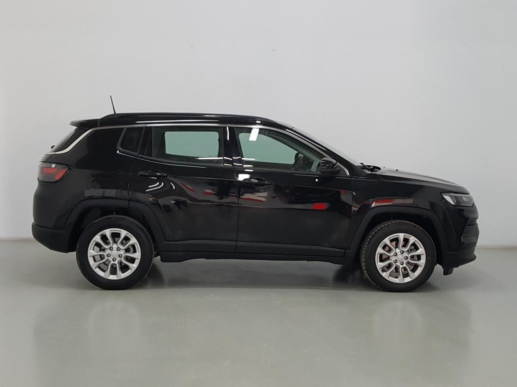 JEEP COMPASS Gasolina 2022 segunda-mano Jaén