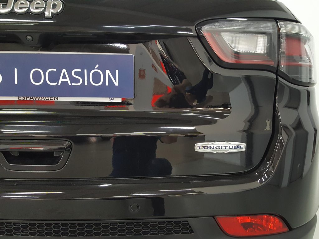 JEEP COMPASS Gasolina 2022 segunda-mano Jaén