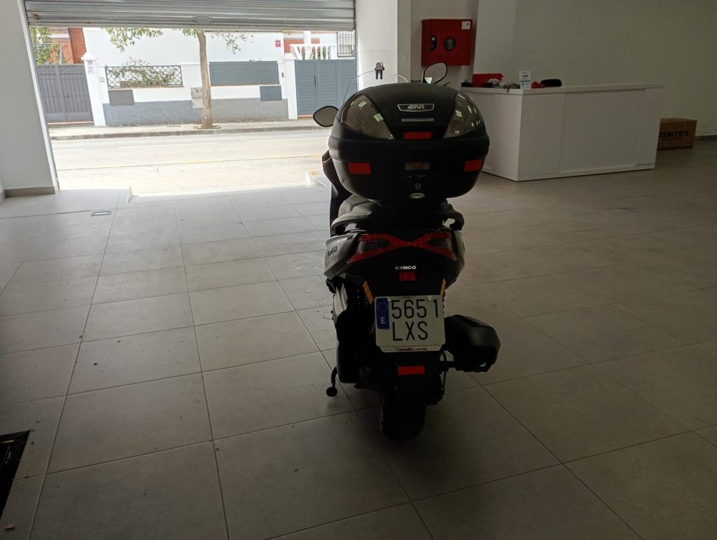 KYMCO GRAND DINK 300 Gasolina 2022 segunda-mano Granada
