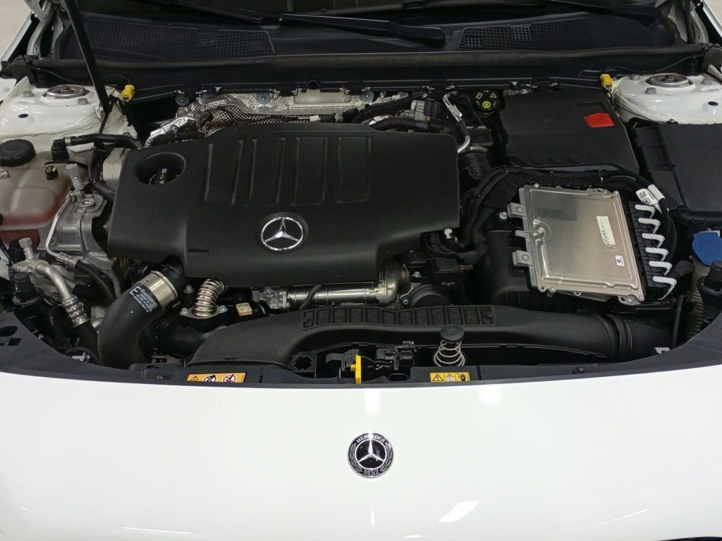 MERCEDES CLASE A Diesel 2019 segunda-mano Jaén