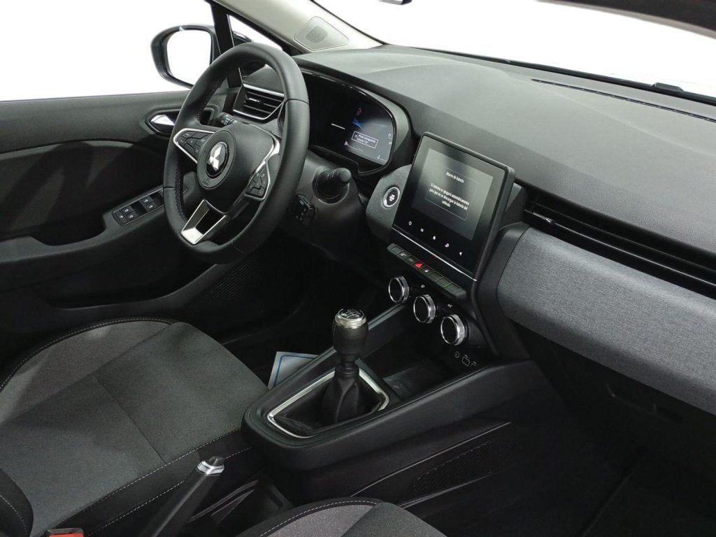 MITSUBISHI COLT Gasolina 2025 segunda-mano Jaén