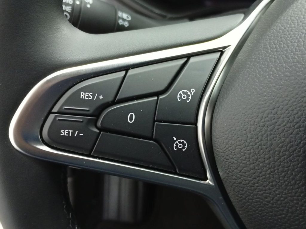 MITSUBISHI COLT Gasolina 2025 segunda-mano Jaén