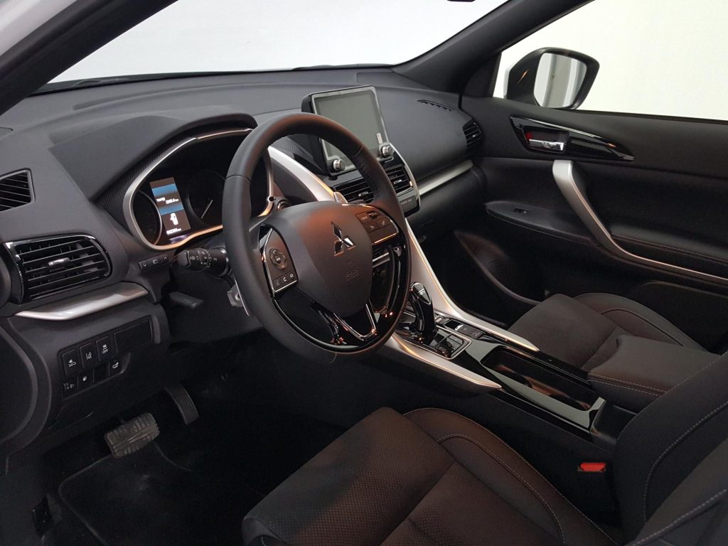MITSUBISHI ECLIPSE CROSS PHEV Hibrido enchufable 2024 km 0 Jaén