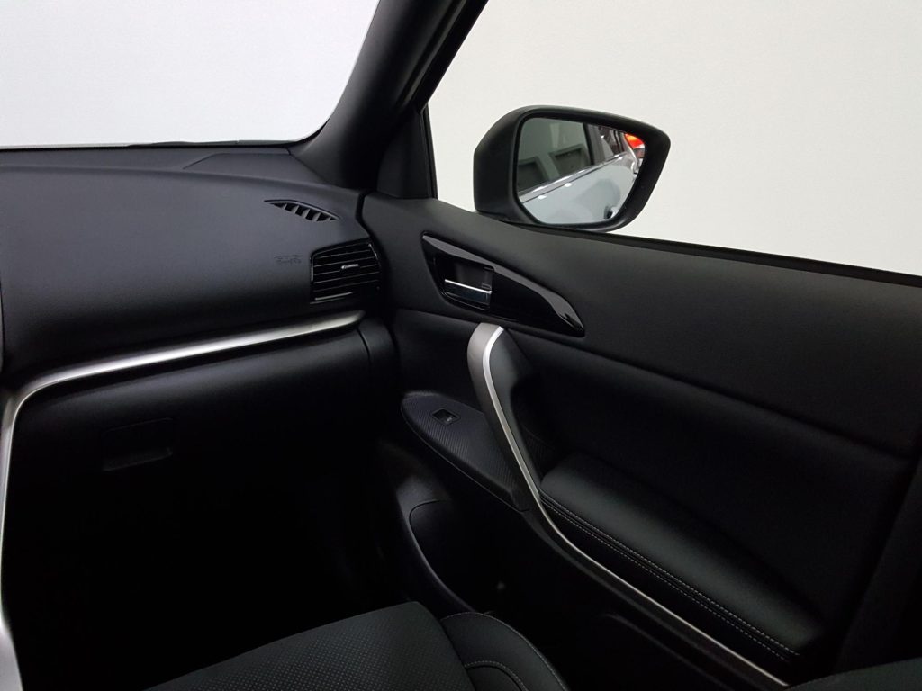 MITSUBISHI ECLIPSE CROSS PHEV Hibrido enchufable 2024 km 0 Jaén