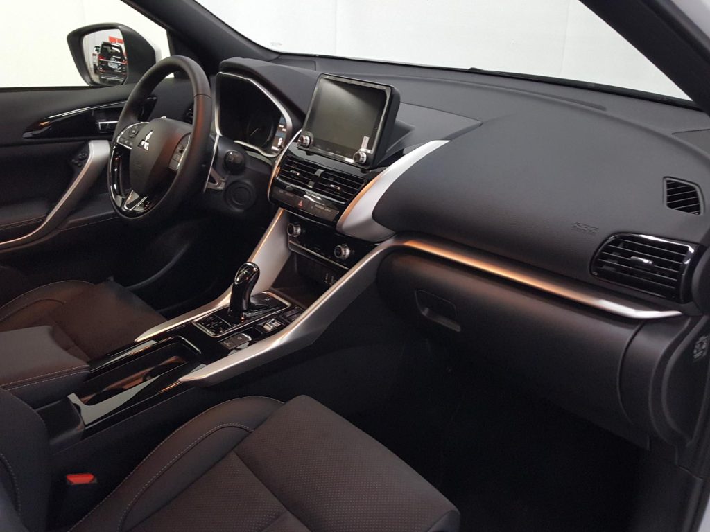 MITSUBISHI ECLIPSE CROSS PHEV Hibrido enchufable 2024 km 0 Jaén